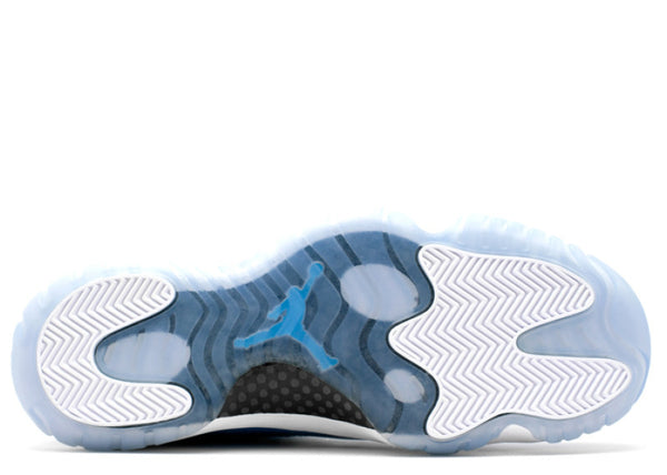 Air Jordan 11 retro  "pantone"